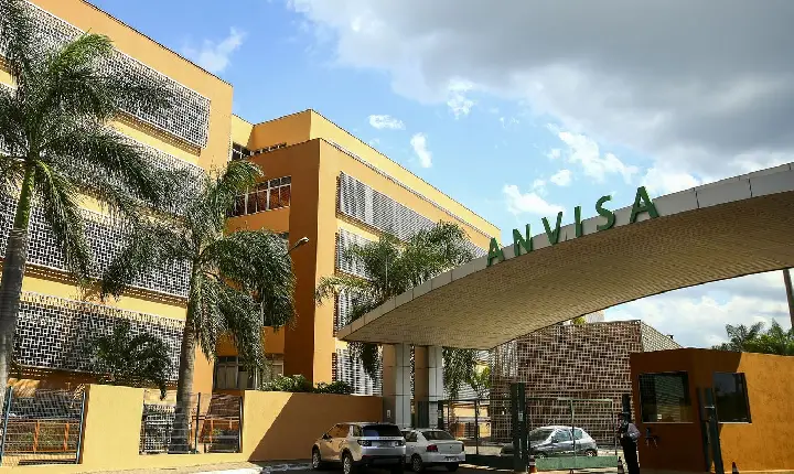 Anvisa suspende venda de energético Mister Hemp