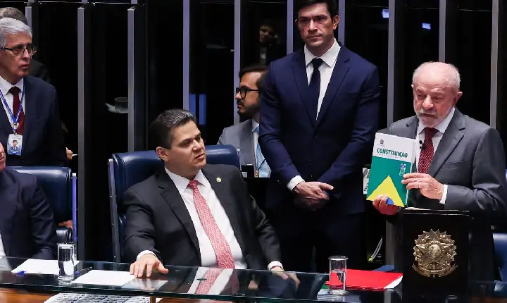 Congresso promulga emenda de aposentadoria especial de agente de saúde