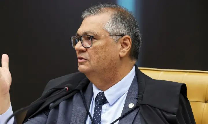 Dino determina fim do sigilo de investigações sobre o filme Dark Horse