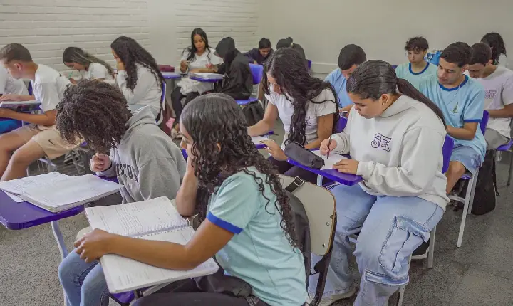 Estudantes de escolas públicas querem ensino e aprendizagem melhores
