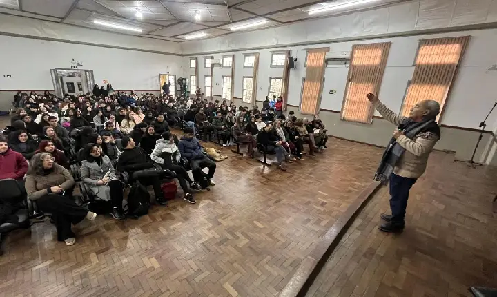 Painel sobre raízes afro-gaúchas reúne cerca de 400 pessoas no Palacete Pedro Osório