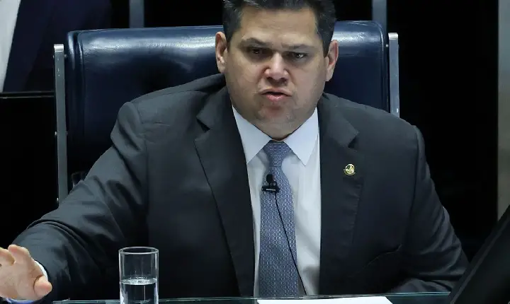 Parlamentares pedem a Alcolumbre nulidade de votação em CPMI do INSS