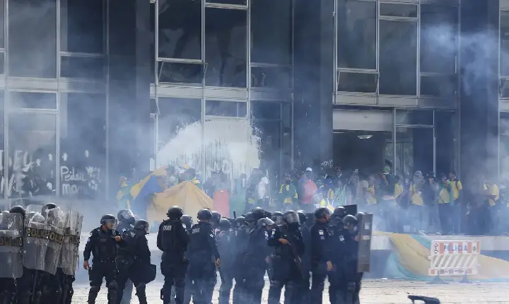 Supremo chega a 1,4 mil condenados pelos atos golpistas 