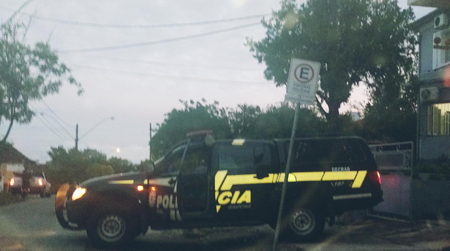 Casal é preso por tráfico de drogas
