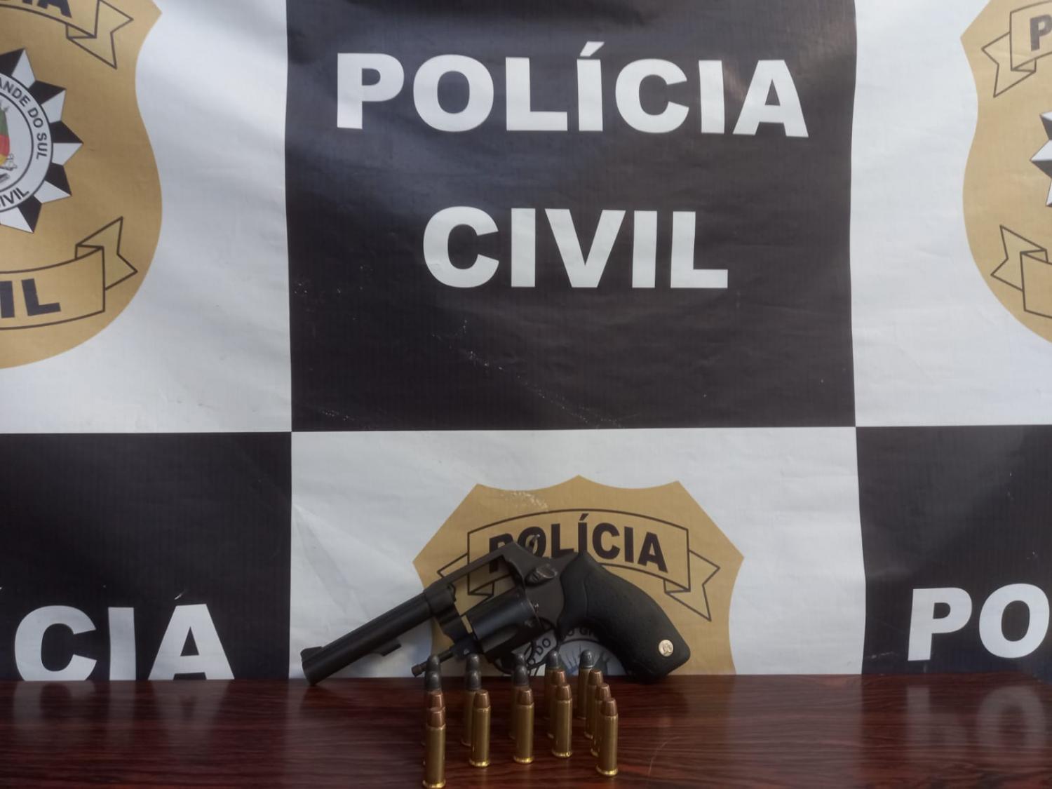 Polícia civil prende em Candiota suspeitos de homicídio em Bagé