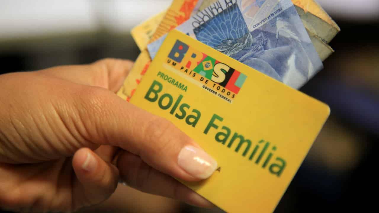 Auxílio Brasil começou a ser pago nesta quarta-feira; veja como receber