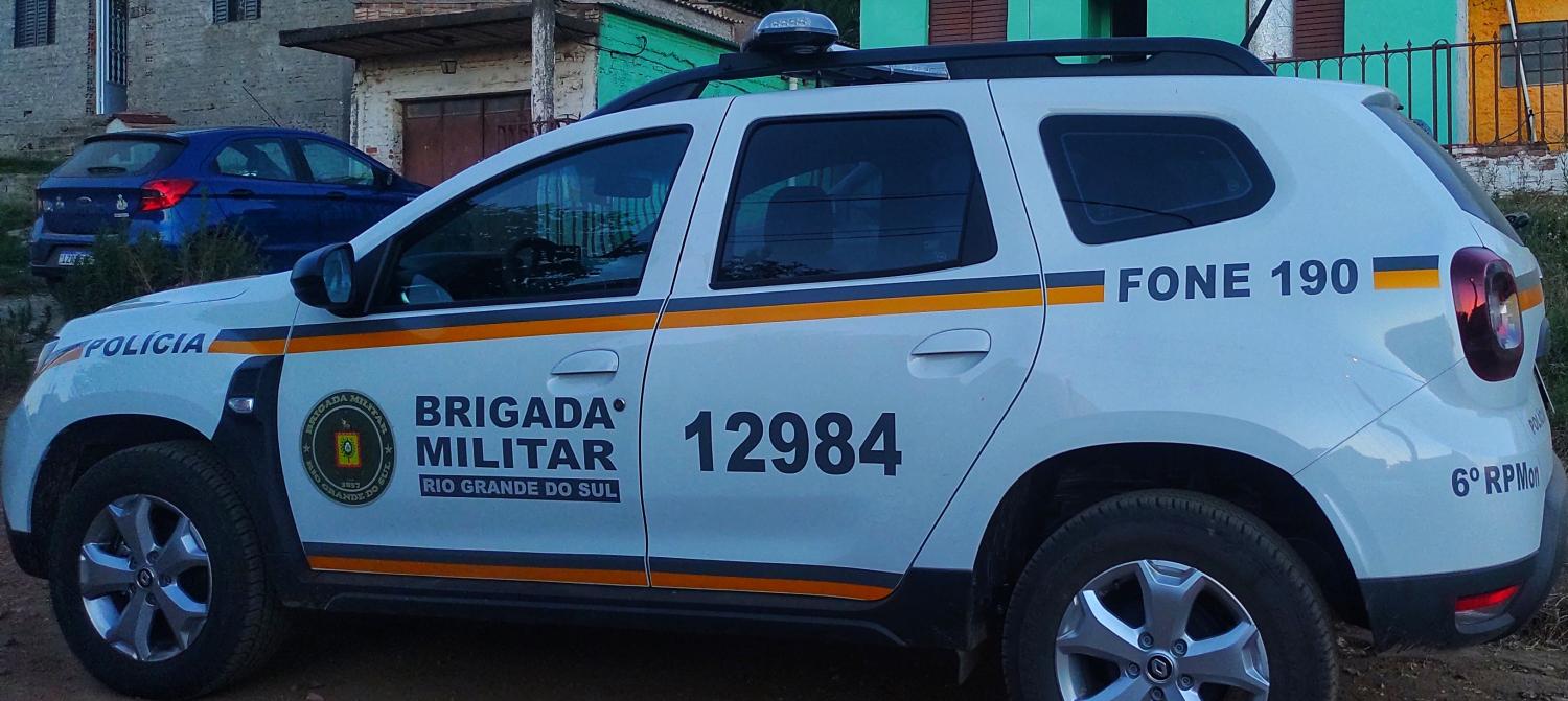 Homem de 25 anos é encontrado sem vida em pátio de residência