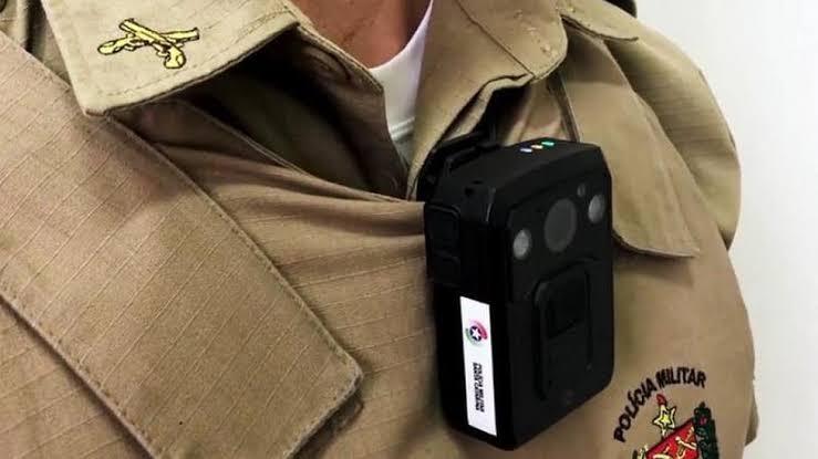 GOVERNADOR CONFIRMA QUE HAVERÁ PROJETO PILOTO PARA COLOCAÇÃO DE CÂMERAS DE SEGURANÇA EM UNIFORMES DA BRIGADA MILITAR