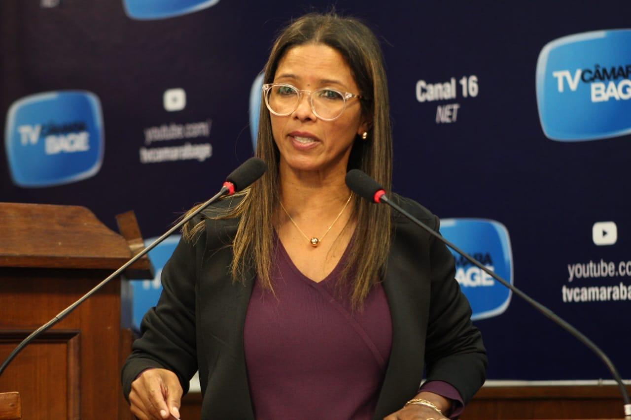 Vereadora Cáren castencio será a lider do PT na câmara municipal em 2023