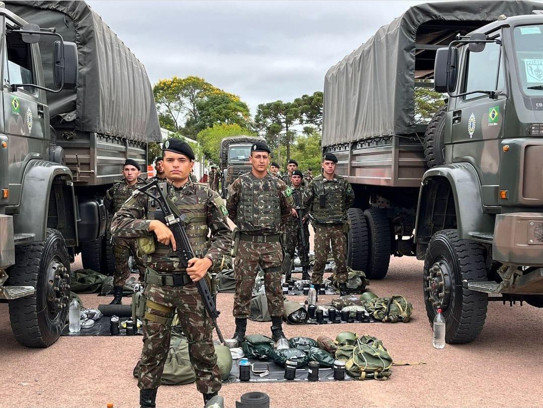 3° RC Mec recebe visita do 3° Comando de Cavalaria Mecanizada