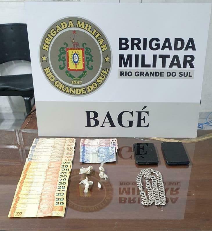 Dois são presos por tráfico de drogas em Bagé