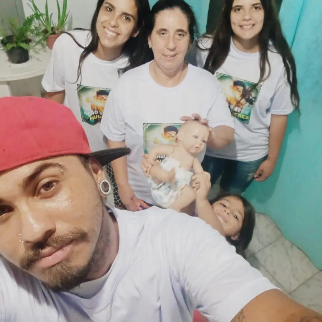 Grupo de mulheres realiza ação social em Bagé