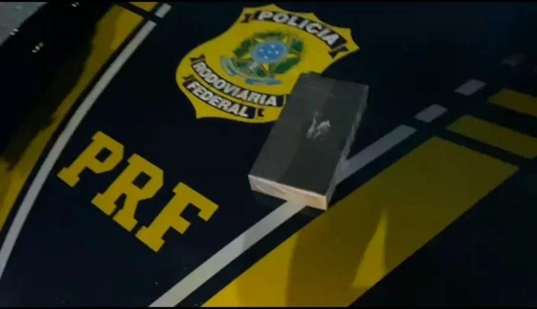 Passageiro é preso com cocaína pela PRF em Bagé