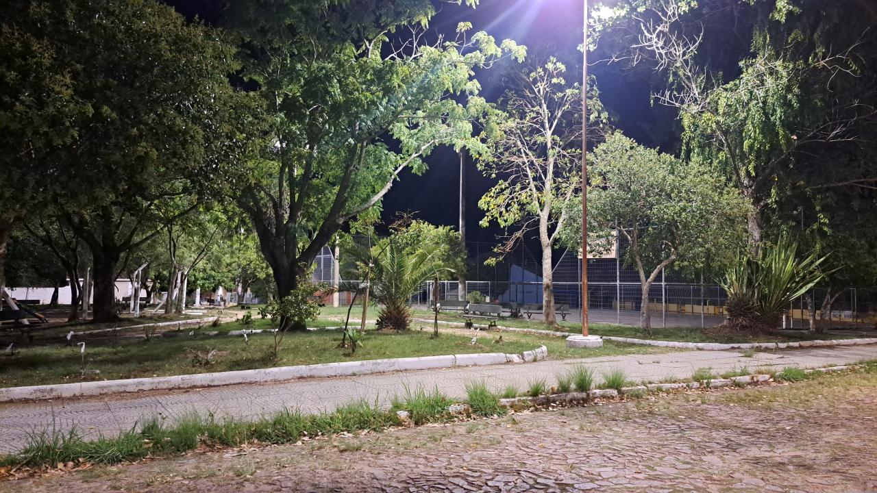 Praça do bairro Mascarenhas em Bagé tem iluminação led