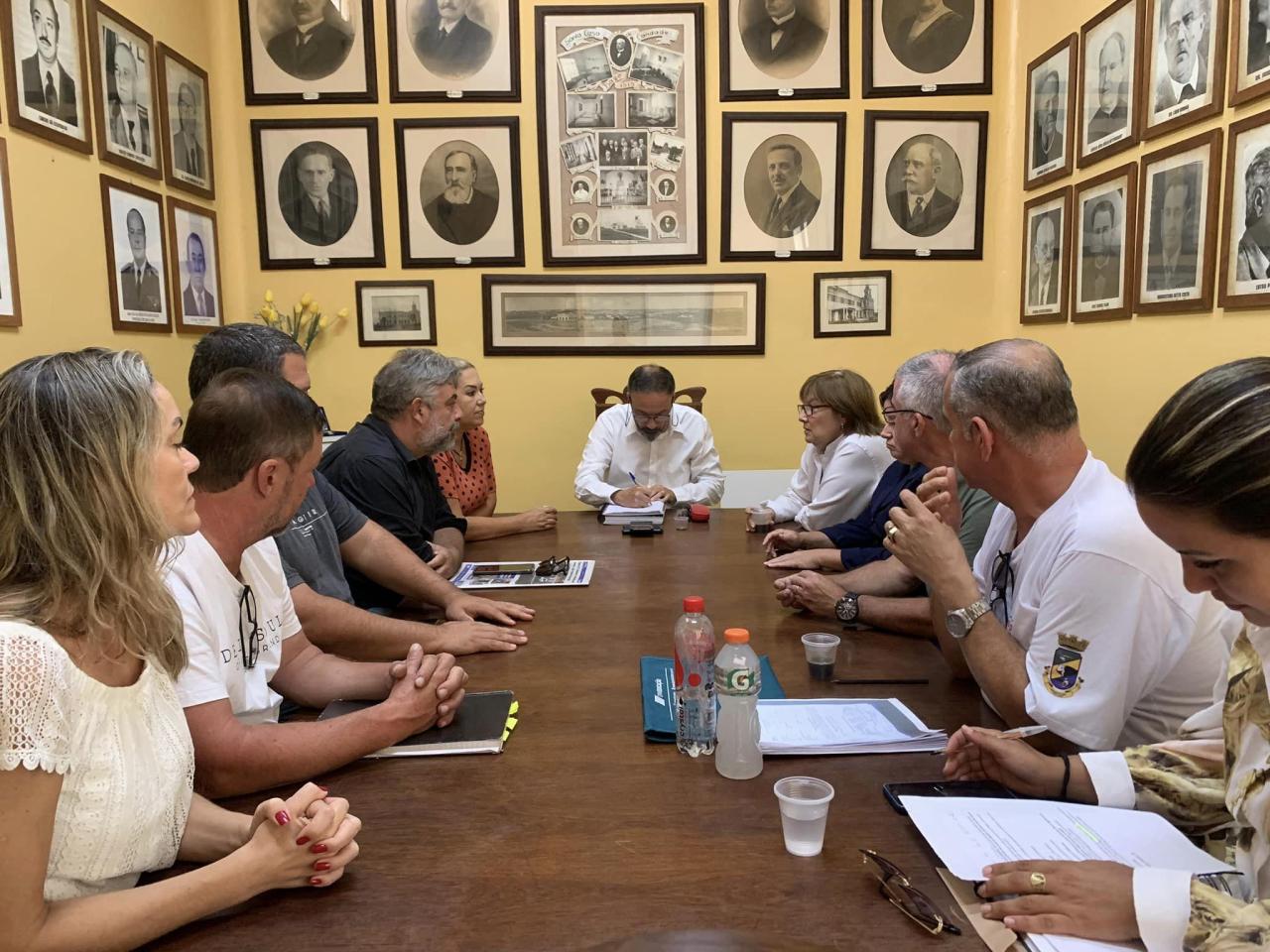 Prefeito de Lavras do Sul se reúne com provedoria da Santa Casa de Bagé e reivindica melhorias