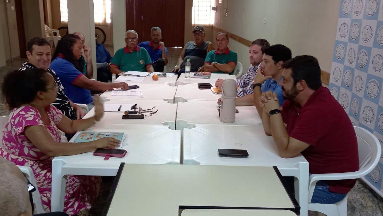 Primeira reunião de negociação entre sindicatos de Trabalhadores na Alimentação de Bagé e São Gabriel com Marfrig termina sem acordo