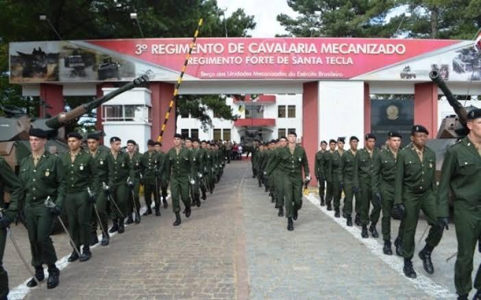 3⁰ RC MEC comemora aniversário de 80 anos