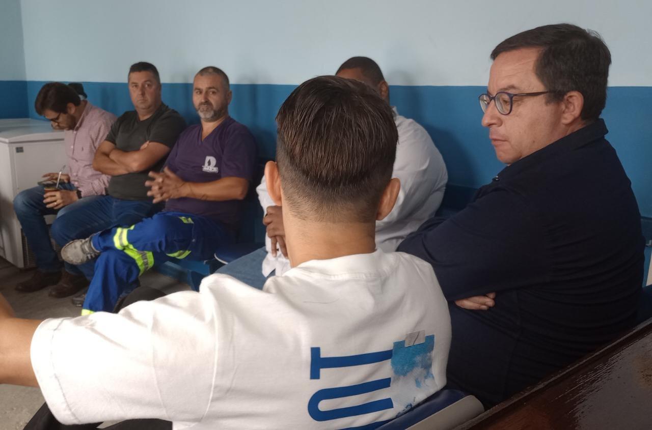 Direção do Daeb recebe moradores do Ivo Ferronato