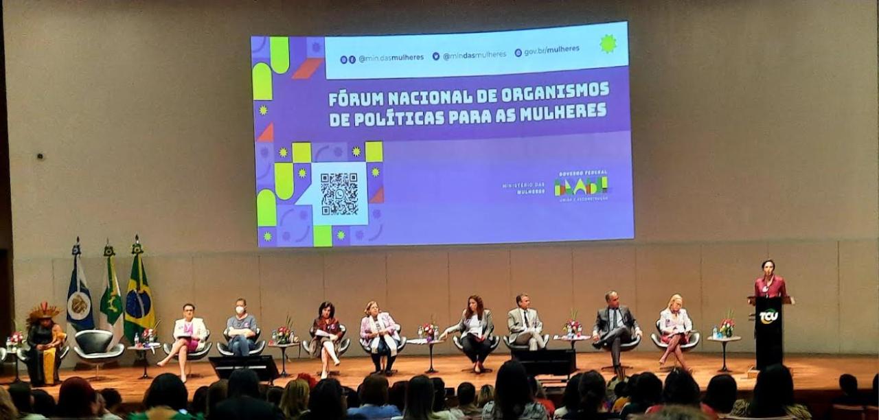 Município participa de evento nacional para discutir políticas para as mulheres