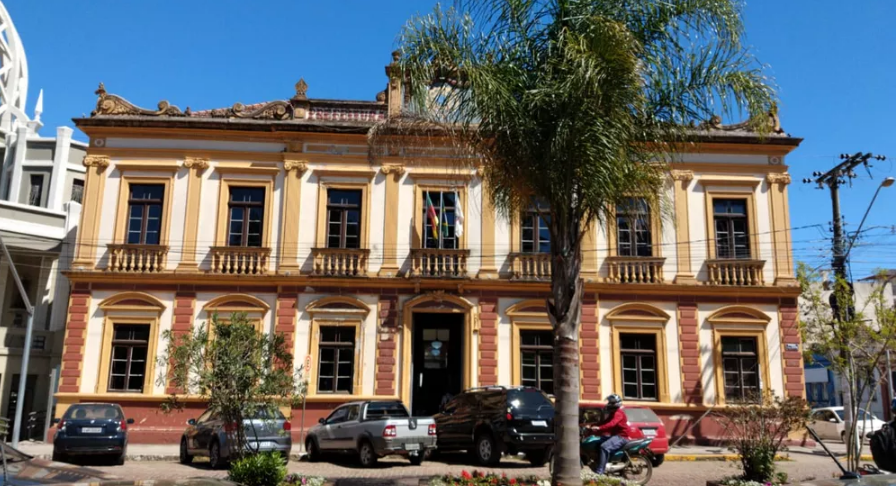 Aprovados no último concurso da Prefeitura de Bagé são chamados