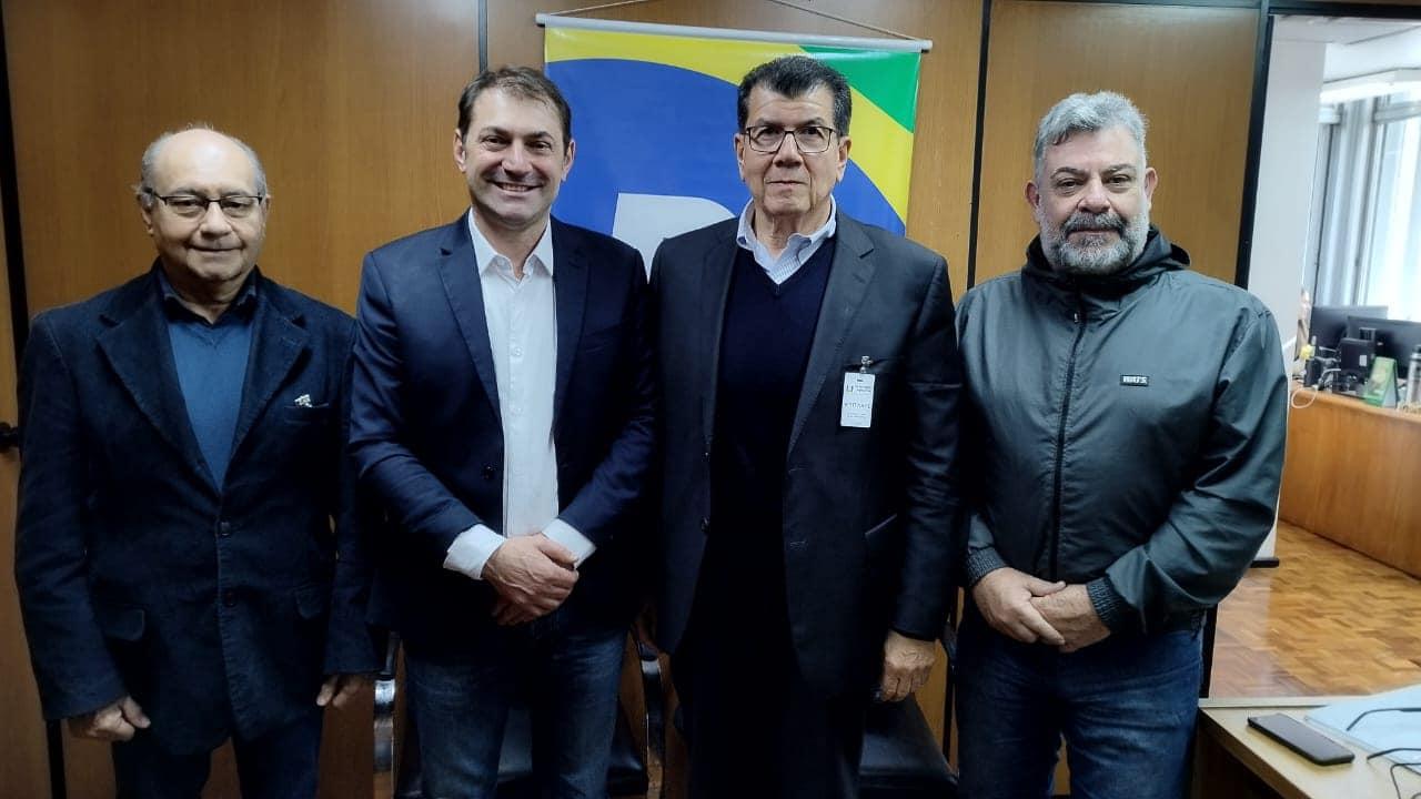 Prefeito de Lavras do Sul se reúne com Presidente da Frente Parlamentar Pró Mineração