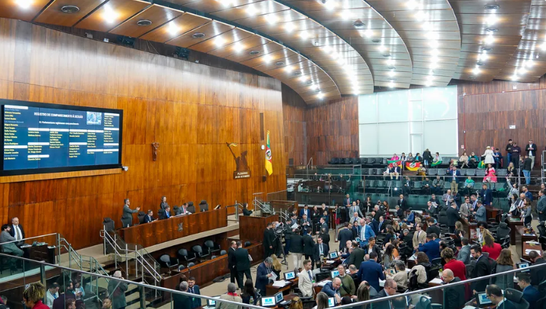 Assembleia Legislativa aprova proposta que impede alteração no hino do RS