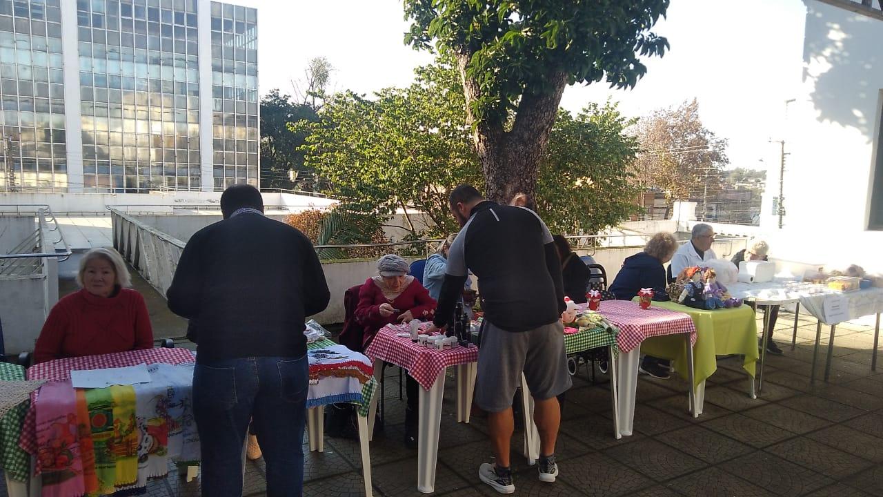 Feirão movimenta Centro do Idoso