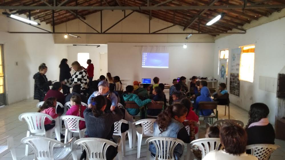 Residencial Charrua recebe sessão de ''cineminha'' para as crianças
