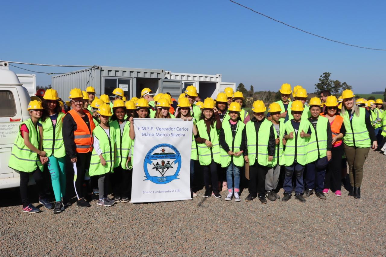 Estudantes da rede pública municipal conhecem a obra da Barragem de Bagé