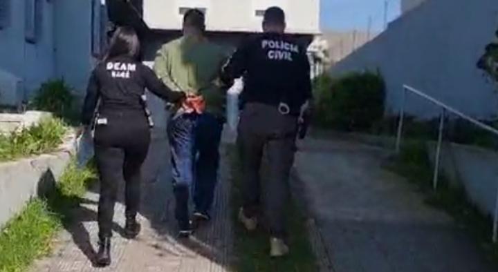 Homem é preso acusado de tentativa de feminicidio em Bagé