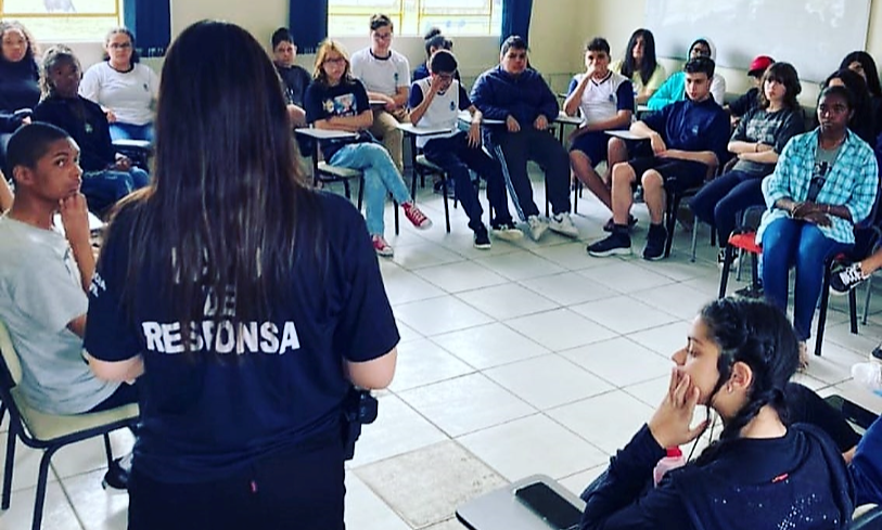 Polícia Civil desenvolve palestra 'Papo de Responsa' em escola de Bagé