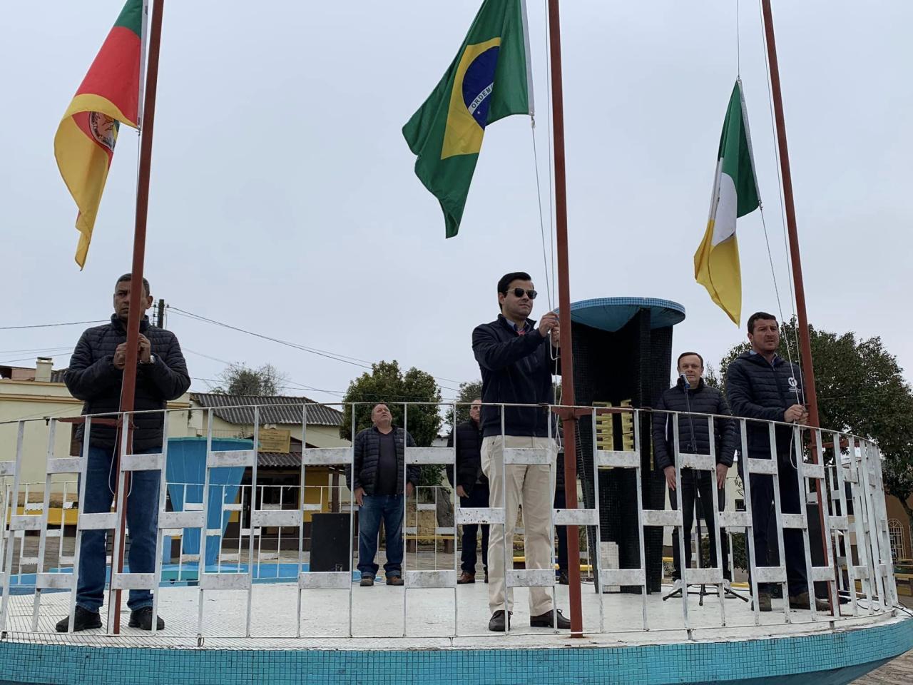 Lavras do Sul inicia festividades da Semana da Pátria