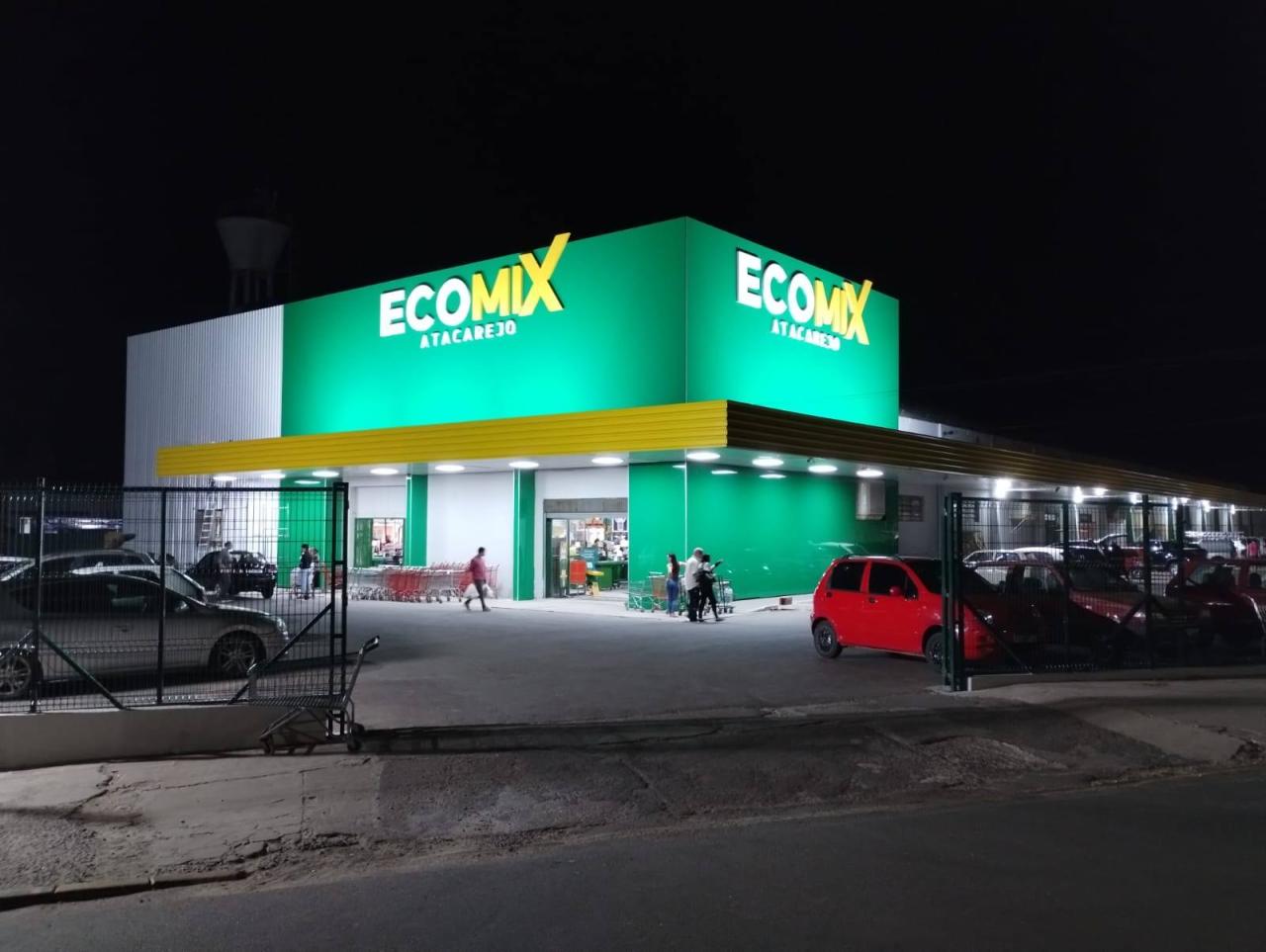 Rede Peruzzo expande e reinaugura Ecomix em Alegrete