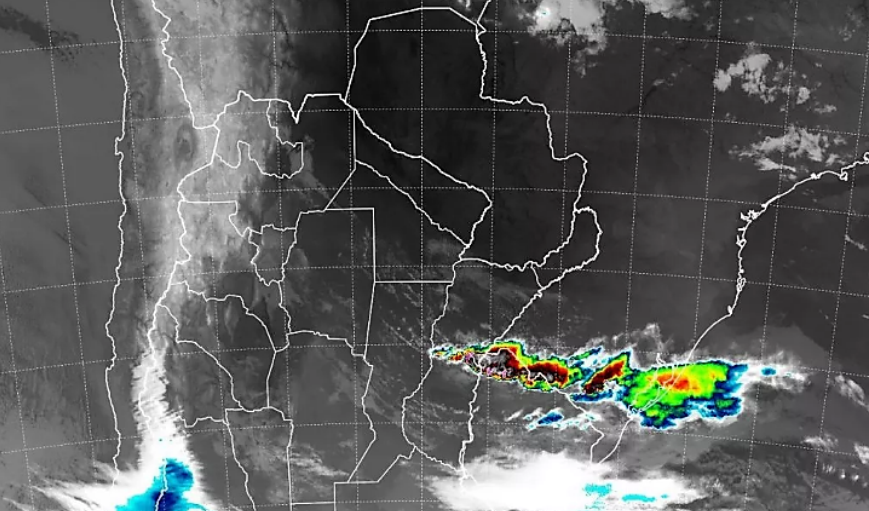 Situação meteorológica incomum foi motivo da chuva de granizo explica MetSul