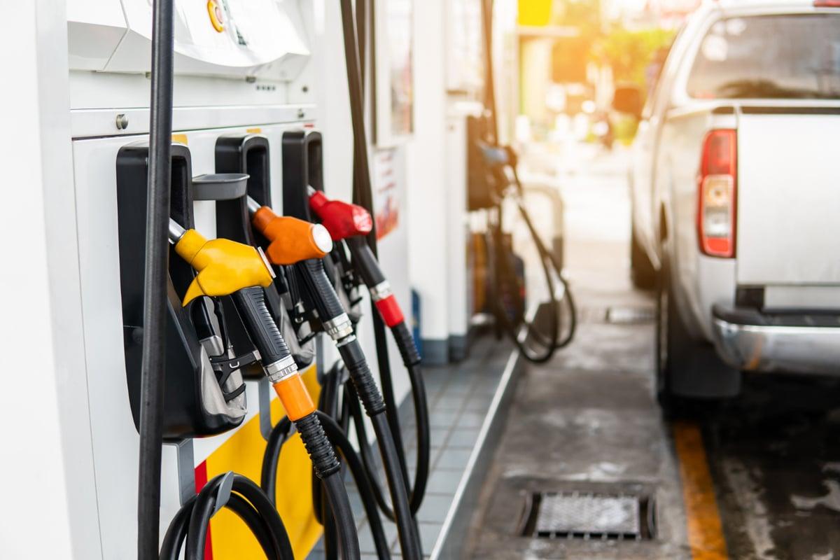 Gasolina terá redução de preço e diesel sobe a partir deste sábado