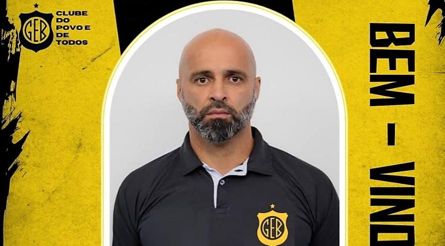Alê Menezes é o novo técnico do Grêmio Esportivo Bagé