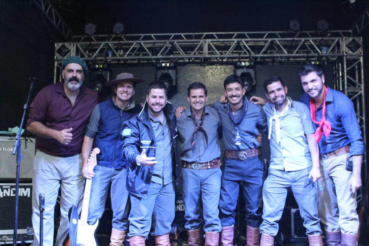 Grupo Sandim recebe homenagem na Câmara de Vereadores