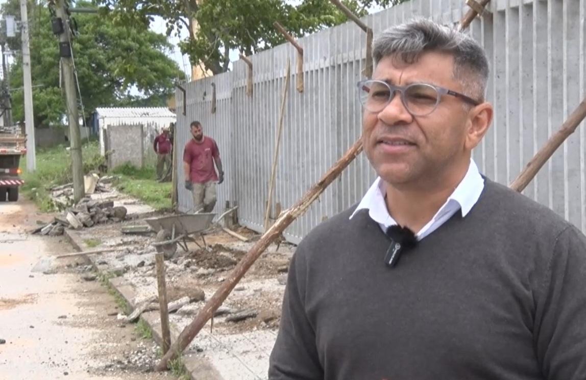 Comunidade escolar da Zona Leste conta com cercamento de gradil 