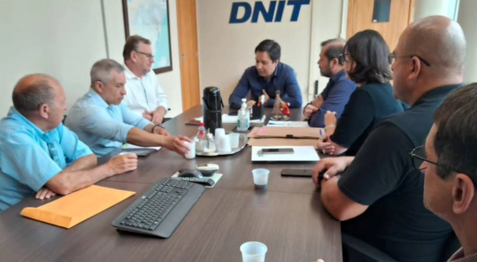 Prefeitos da região unem esforços em reuniões com Caixa e DNIT para avanço de obras de infraestrutura
