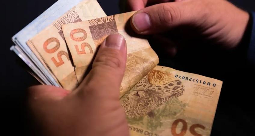 Salário mínimo será de R$ 1.412 a partir de fevereiro de 2024
