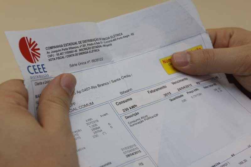 Conta de luz deve ficar 5,6% mais cara em 2024