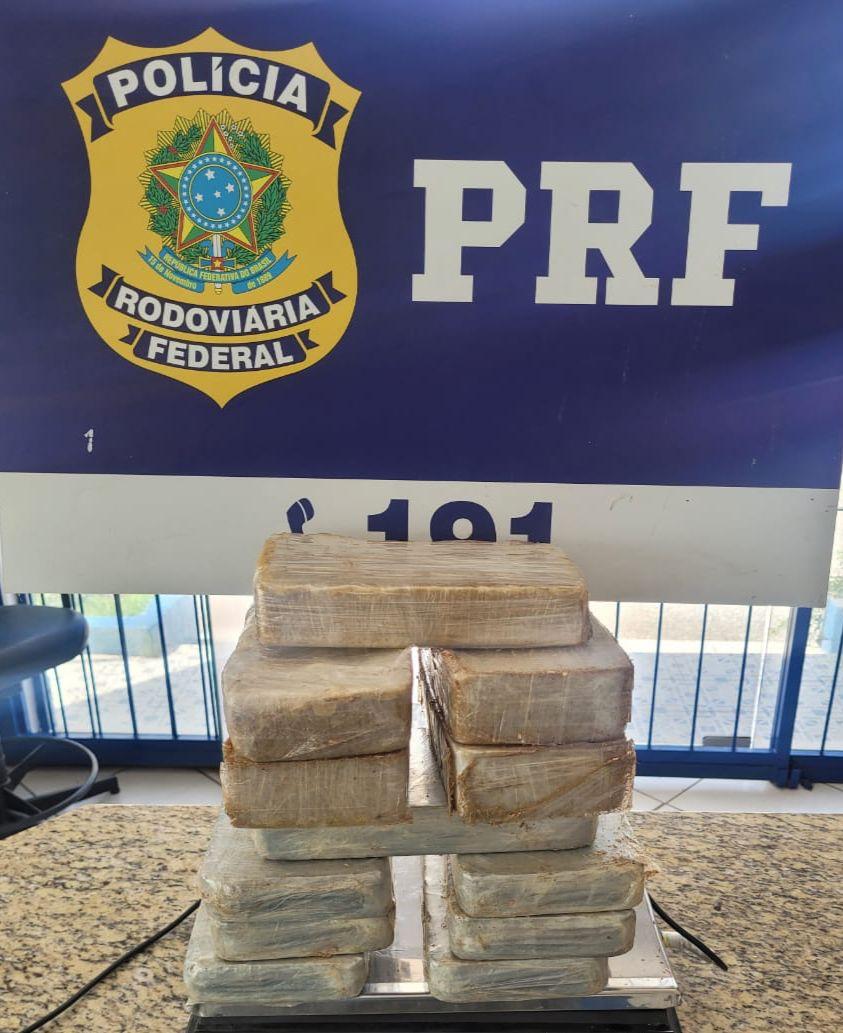 PRF prende casal com mais de doze quilos de cocaína e crack em Bagé