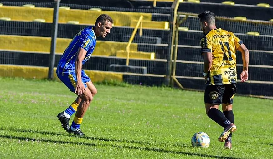Bagé é derrotado no estádio Pedra Moura