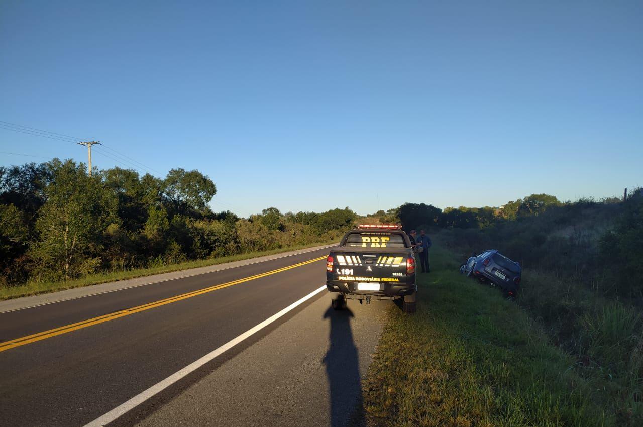 PRF atende acidente envolvendo motorista embriagado em Bagé