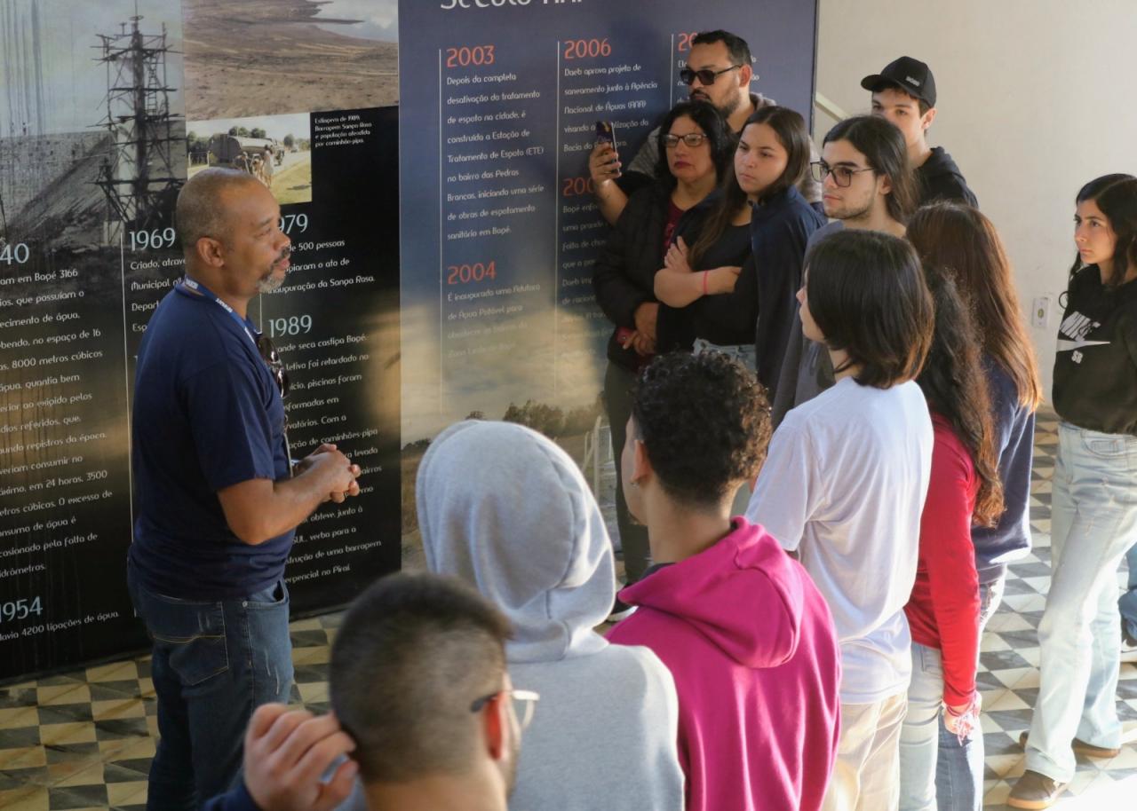 Visita de alunos abre Junho Verde na ETA e no Memorial da Água