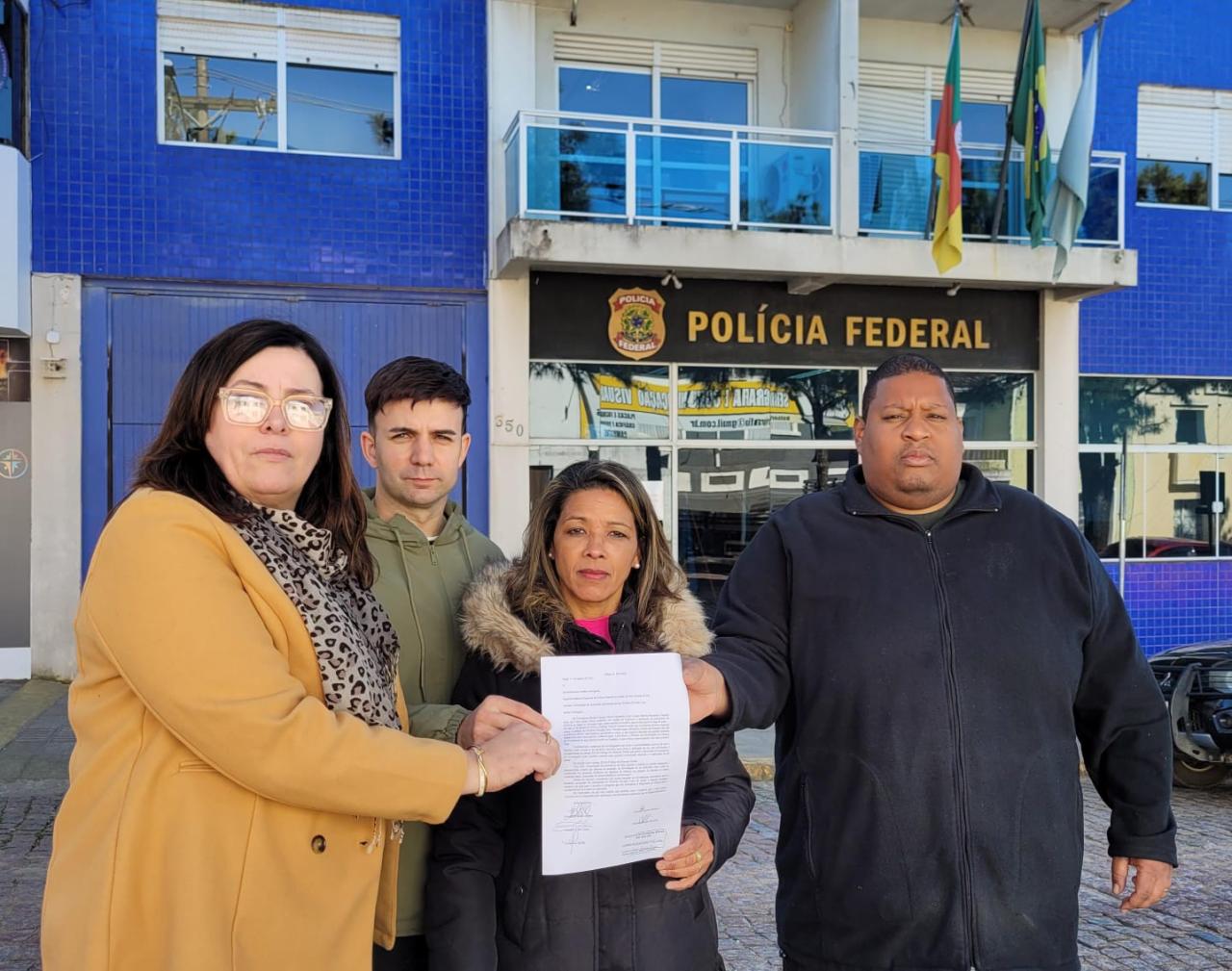 Vereadores de oposição solicitam apreensão de Passaporte do Prefeito Divaldo Lara