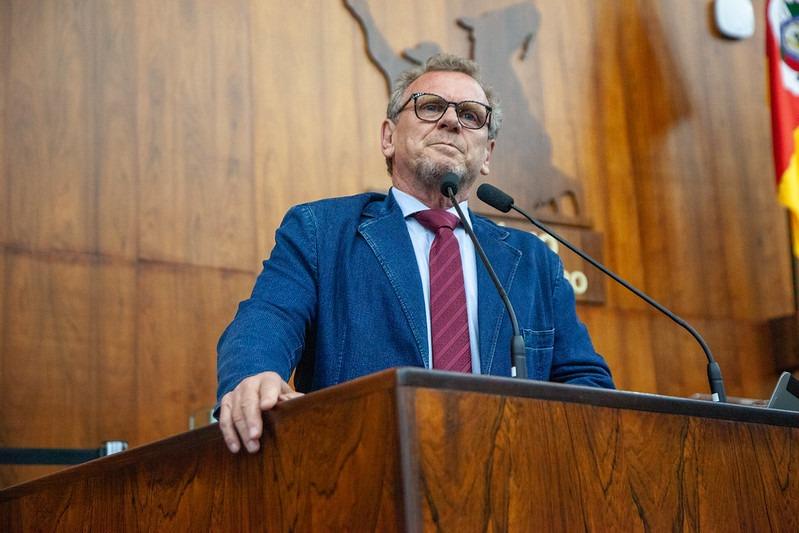 Mainardi se despede da Assembléia Legislativa do Estado