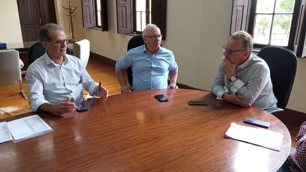 Reunião final marca o final do processo de transição de governos em Bagé