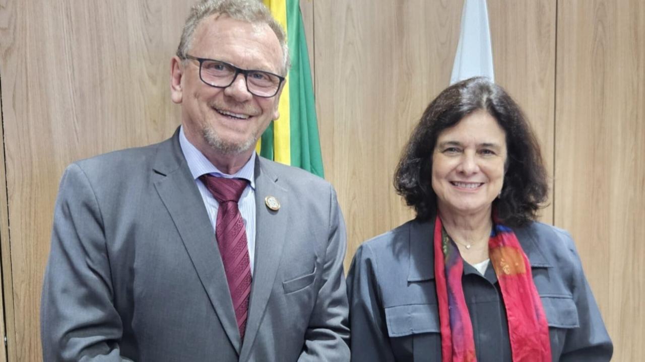 Ministra da Saúde cumpre agenda em Bagé nesta quinta-feira