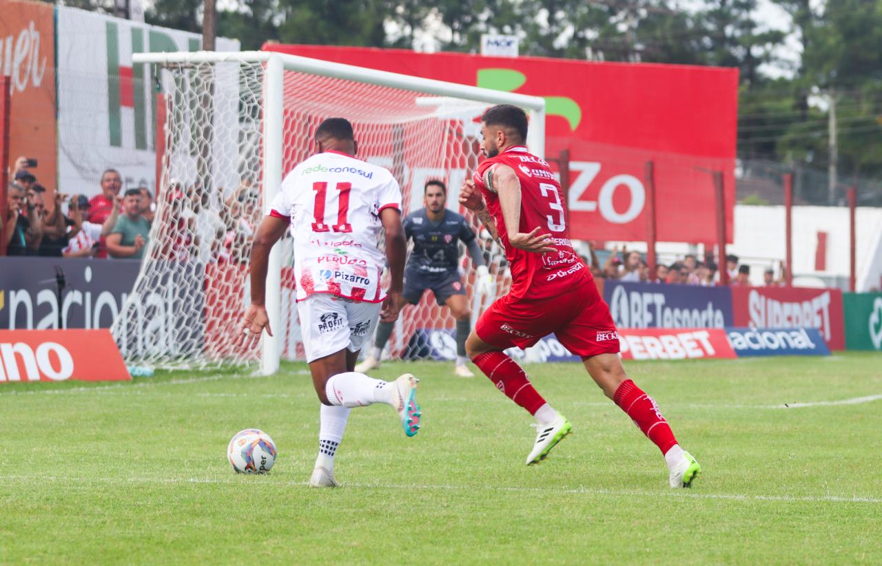 Guarany encara o São Luiz na primeira partida do Troféu Farroupilha